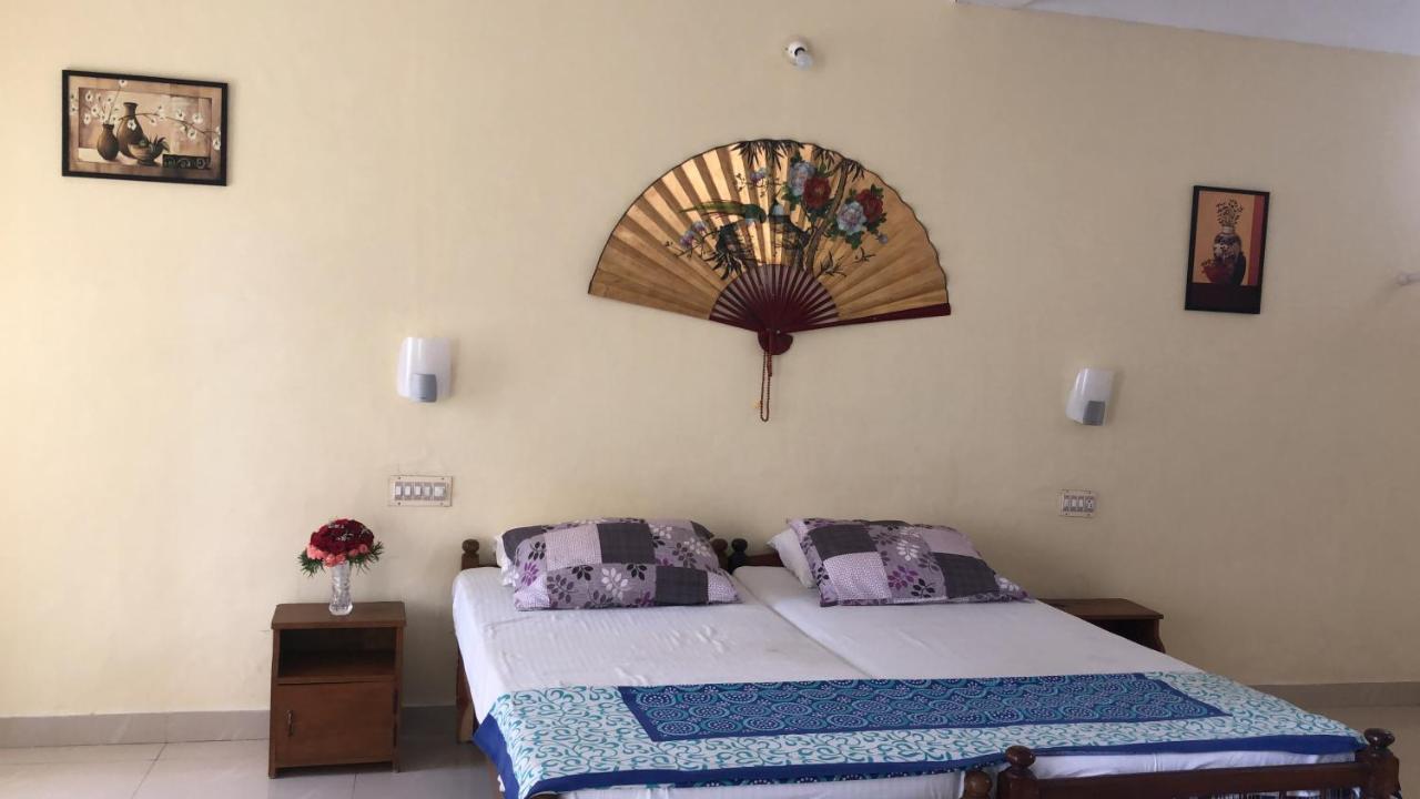 Sandy Beach Hotel Thiruvananthapuram Exteriér fotografie